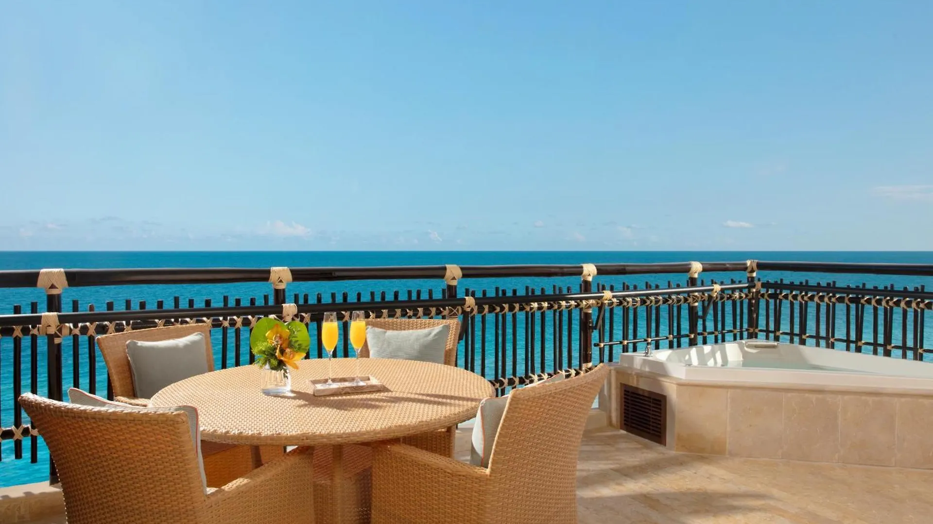 Dreams Riviera Cancun Resort&Spa - All Inclusive Puerto Morelos Resort
